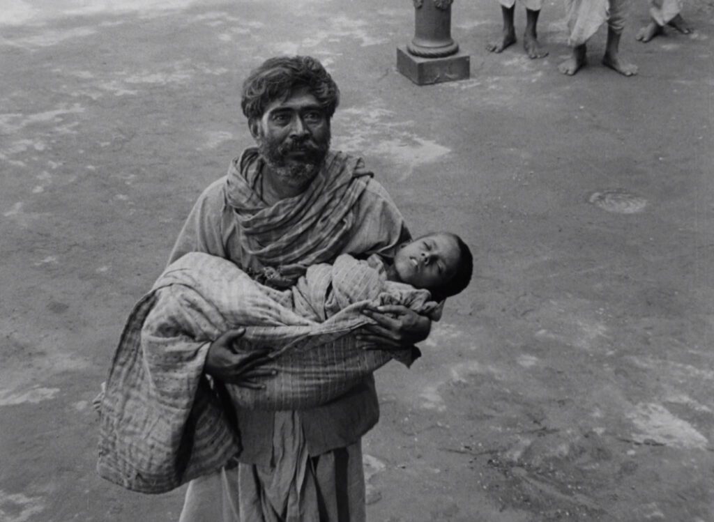 Devi - Satyajit Ray - beggar