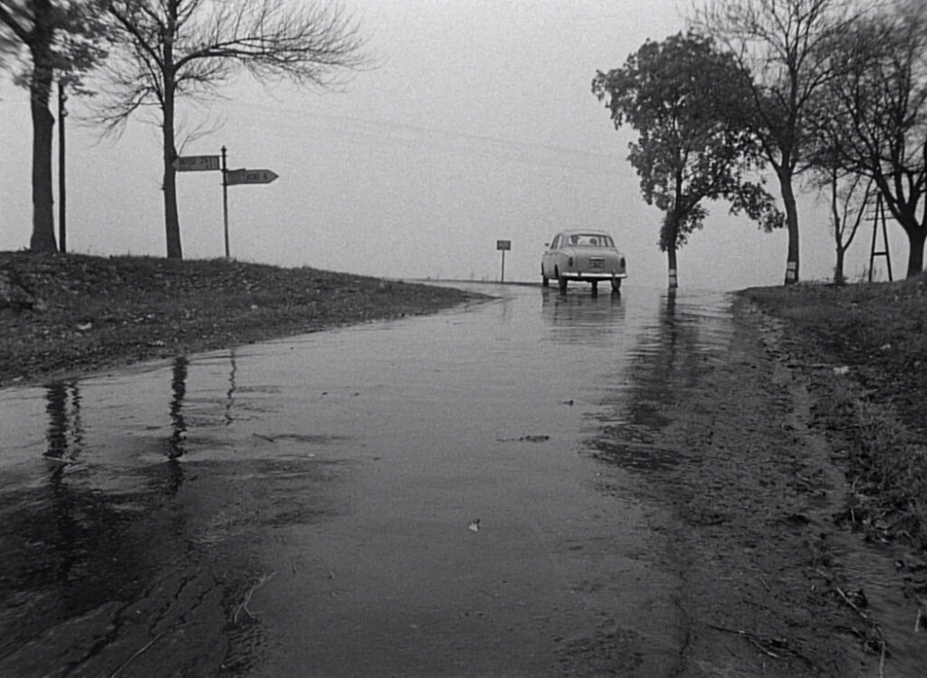 Knife in the Water - Nóz w wodzie - Roman Polanski - ending - car - crossroads