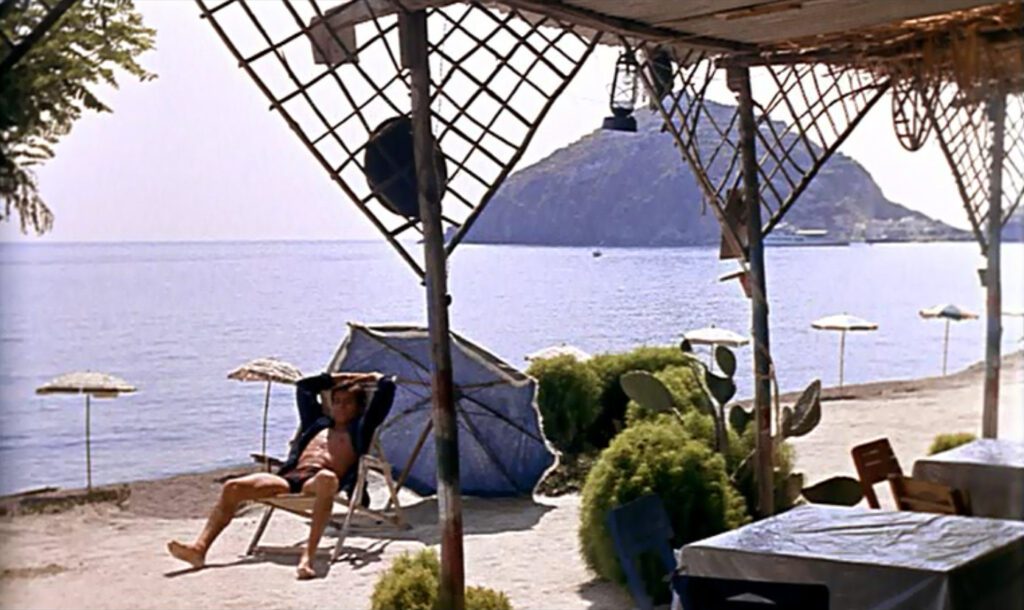 Purple Noon - Plein soleil - René Clément - Alain Delon - Tom Ripley - ending - Mongibello - café - beach