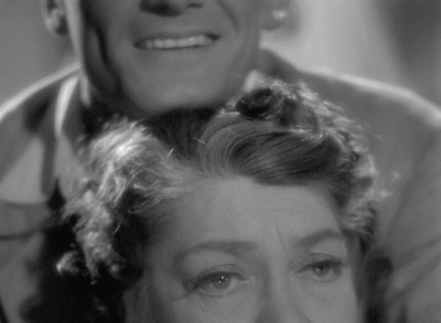 Les parents terribles - Jean Cocteau - Jean Marais - Yvonne de Bray - Michel - Sophie - totem pole close-up - mouth - eyes - face - head