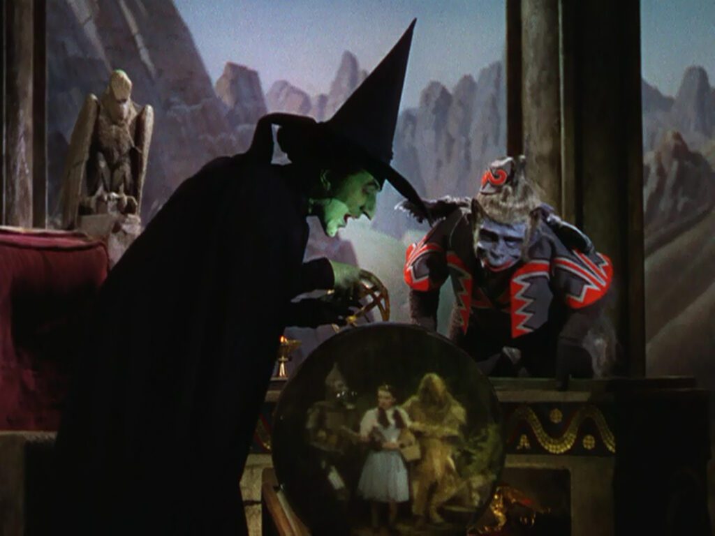 The Wizard of Oz - Victor Fleming - Margaret Hamilton - Wicked Witch of the West - crystal ball - flying monkey - Dorothy