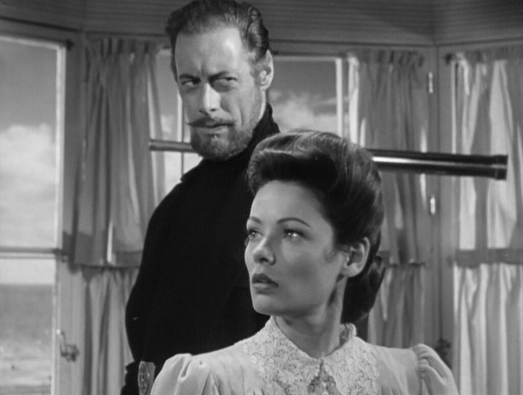 The Ghost and Mrs. Muir - Joseph Mankiewicz - Rex Harrison - Gene Tierney - Captain Daniel Gregg - Lucy Muir - bedroom - window - telescope