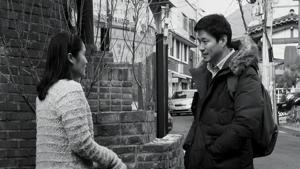 The Day He Arrives - 북촌방향 - Hong Sang-soo - Park Soo-min - Yoo Jun-sang - actress - Seong-jun - Day 1
