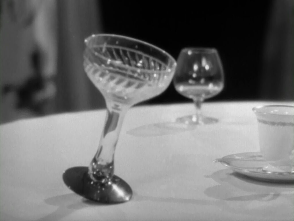 A Letter to Three Wives - Joseph Mankiewicz - final shot - Addie Ross - champagne glass