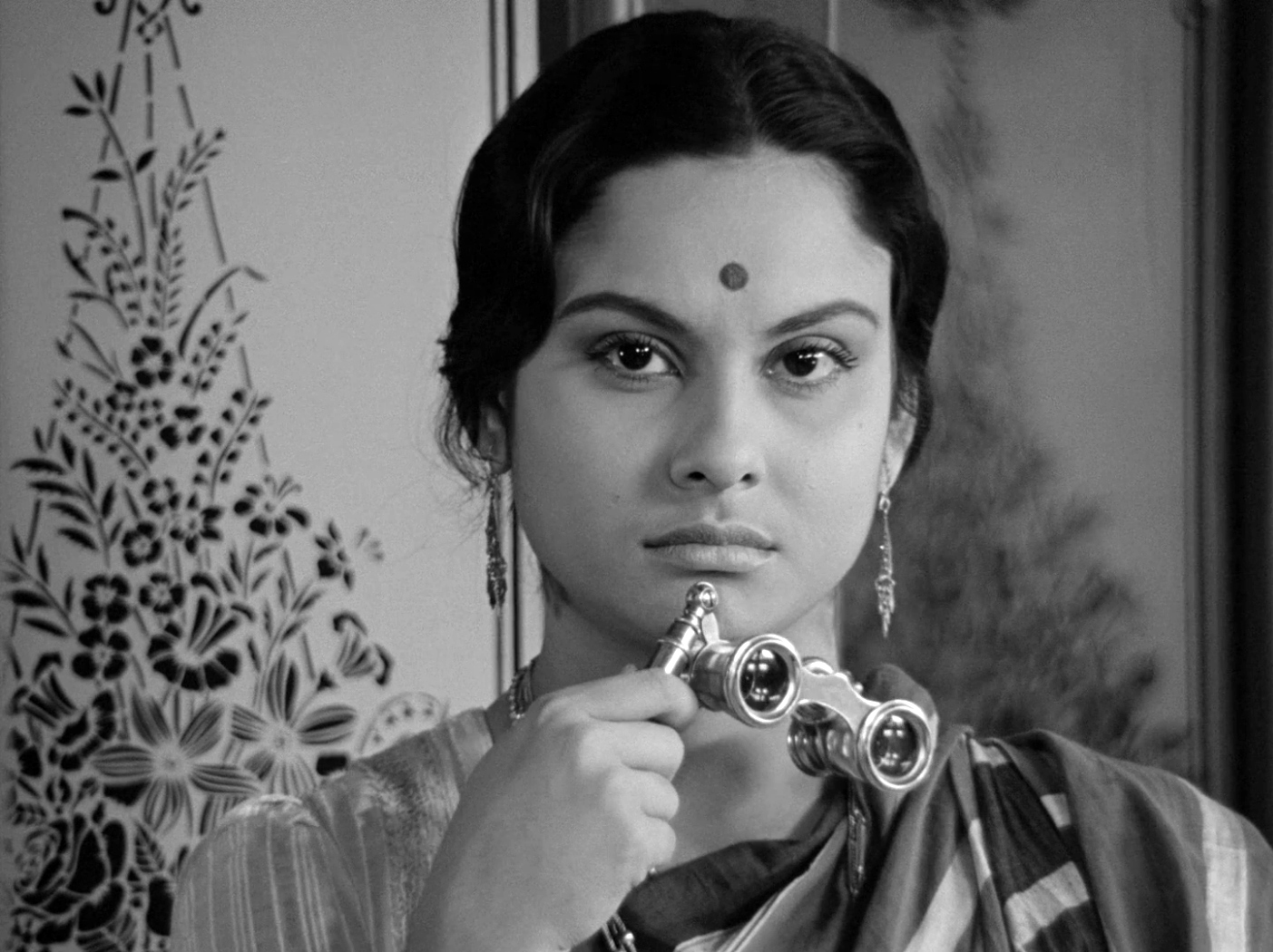 Charulata - THE CINEMATOGRAPH