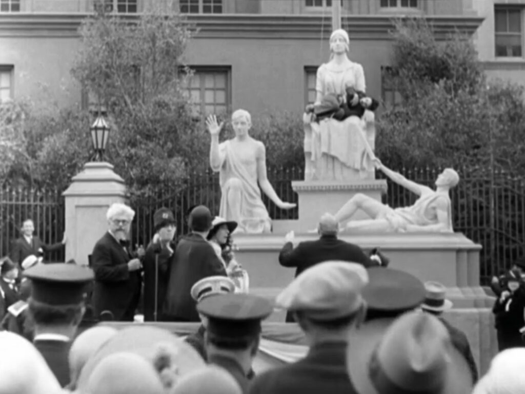 City Lights - Charles Chaplin - Little Tramp - Peace and Prosperity - monument - statue - unveiling
