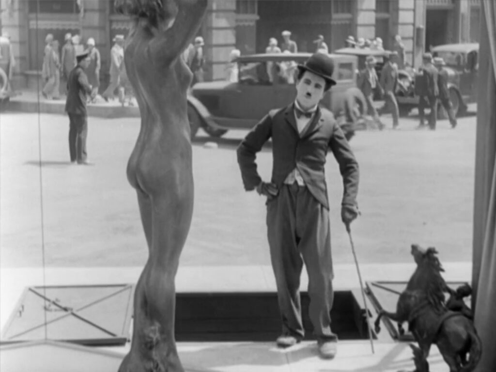 City Lights - Charles Chaplin - Little Tramp - nude statue