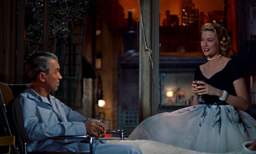 Rear Window - Alfred Hitchcock - James Stewart - Grace Kelly - L.B. Jefferies - Lisa Fremont