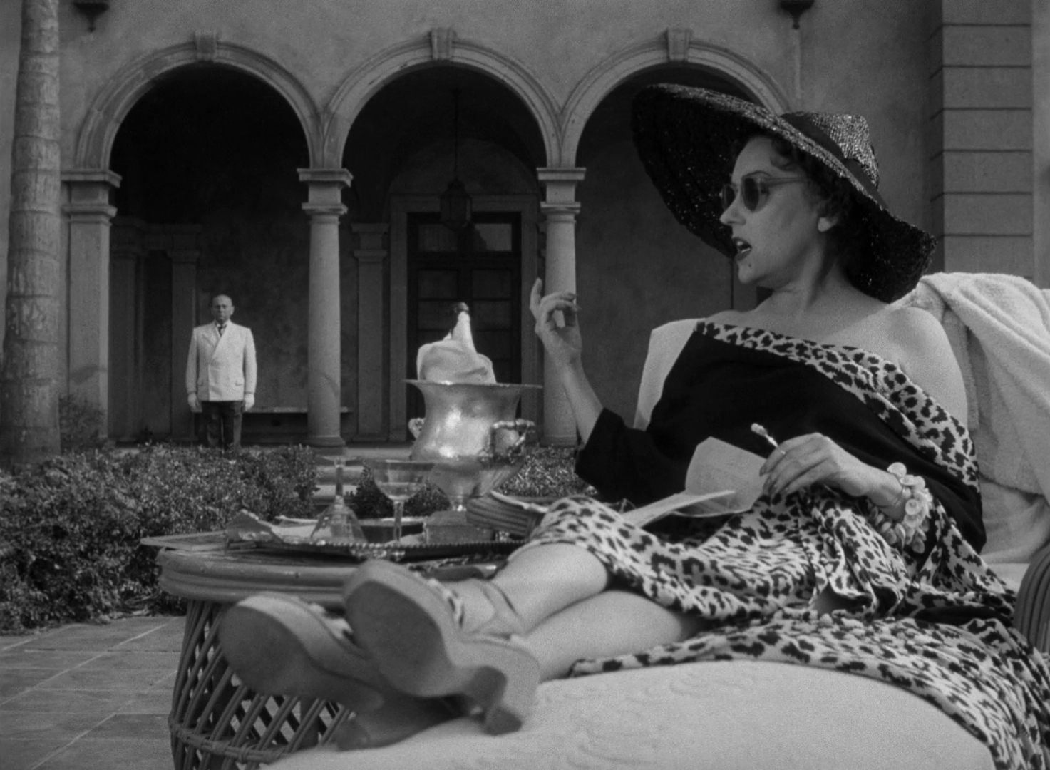 Sunset Boulevard - THE CINEMATOGRAPH