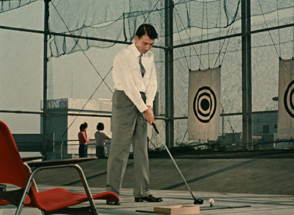 An Autumn Afternoon - Sanma no Aji - Yasujiro Ozu - Keiji Sada - Koichi Hirayama - golf - driving range