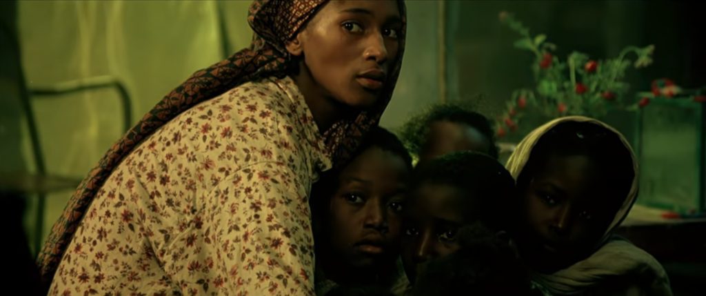 Black Hawk Down - Ridley Scott - Somali woman and children