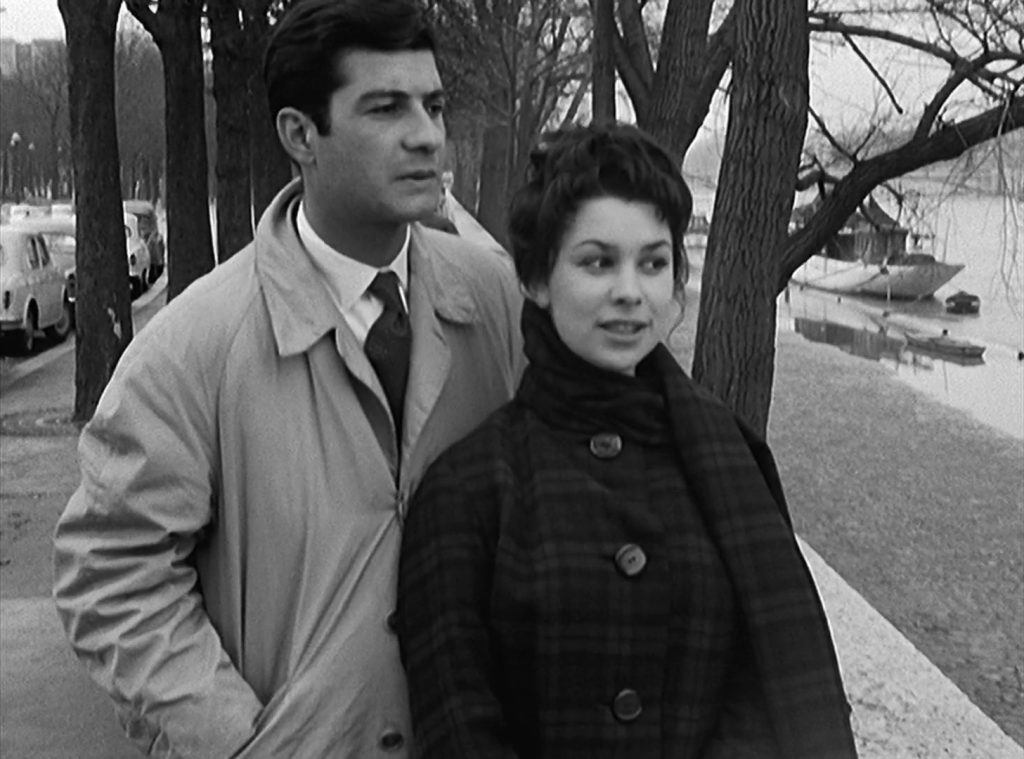histoire-d-eau-11-54 A Story of Water - Une histoire d'eau - François Truffaut - Jean-Luc Godard - Jean-Claude Brialy - Caroline Dim - Seine - Paris