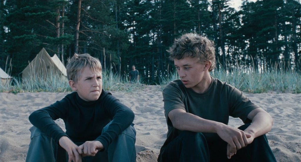 The Return - Vozvrashcheniye - Andrey Zvyagintsev - Ivan Dobronravov - Konstantin Lavronenko - Vladimir Garin - father - beach