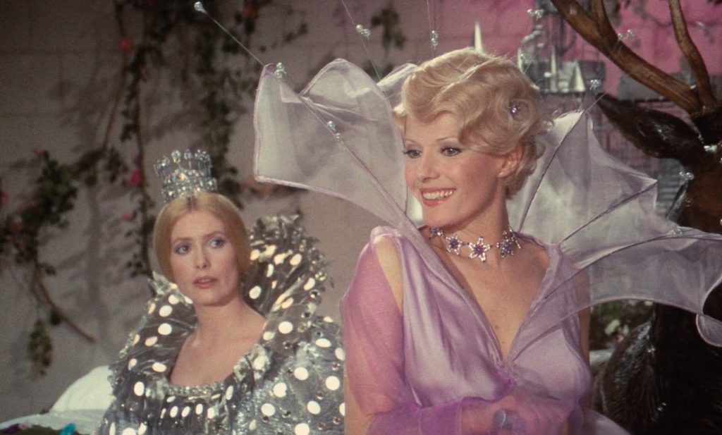 donkey-skin-0-25-52 Donkey Skin - Peau D'Âne - Jacques Demy - Catherine Deneuve - Delphine Seyrig - Lilac Fairy