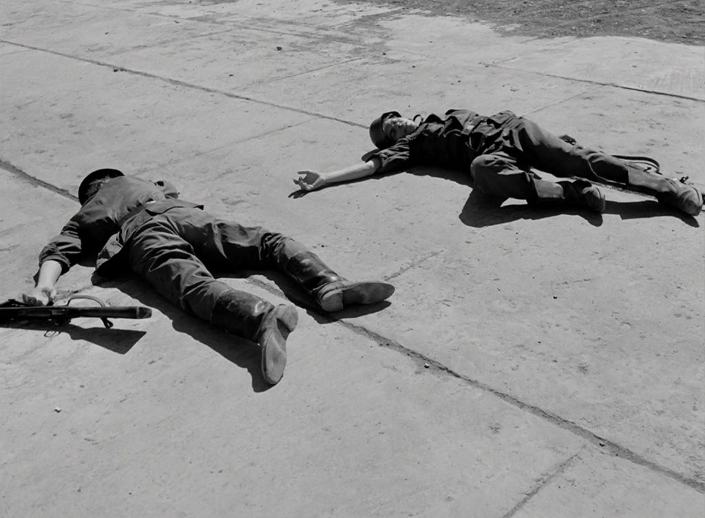 Signs of Life - Lebenszeichen - Werner Herzog - Peter Brogle - Stroszek - soldiers on pavement