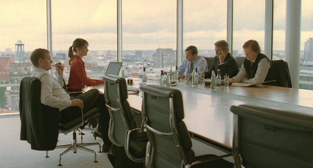 yella-0-43-02 Yella - Christian Petzold - Devid Striesow - Nina Hoss - Philipp - Hannover - office meeting