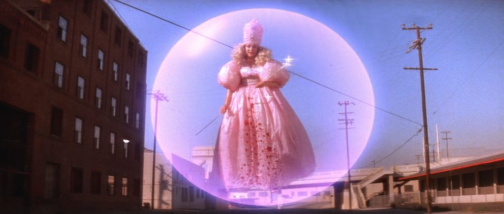 wild-at-heart-1-57-22 Wild at Heart - David Lynch - Sheryl Lee - Glinda the Good Witch - bubble
